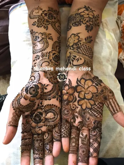 This was a design a customer brought to me, and I loved recreating it for her with my own touch.