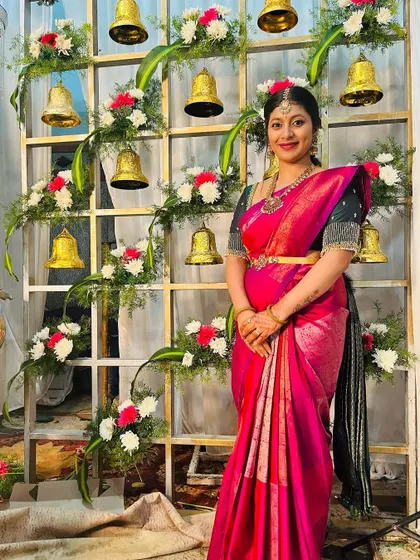 Another shot of the happy client. The simple waist belt and necklace are a great choice for looking put-together without being over the top.