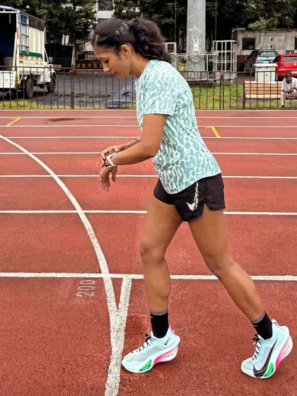 A moment between intervals on the track. It's in these short rests that you regroup and prepare to push again, building both physical and mental endurance.