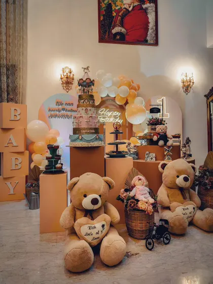 A cozy, dark aesthetic bear-themed birthday. The warm lighting and rich colors create an elegant and intimate atmosphere, perfect for a sophisticated celebration.