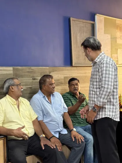 In conversation with fellow sports veterans and officials, including former Hockey Olympians, at the WCG women's tournament.