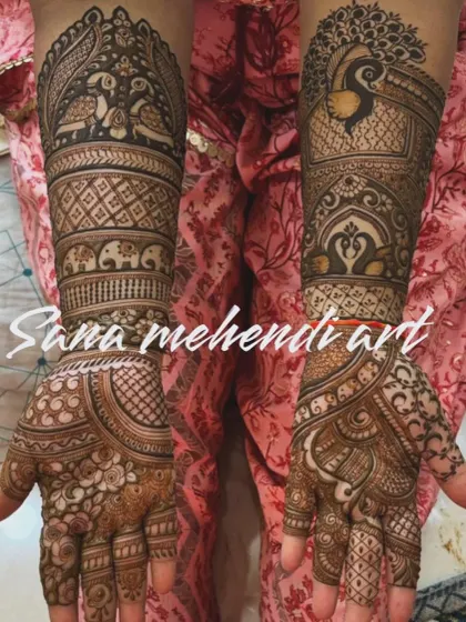 A beautiful example of asymmetrical bridal mehendi. While the core elements like peacocks and elephants are on both hands, the supporting patterns are different, creating a unique look.