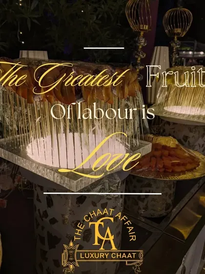Our service extends beyond chaat to include royal fruit presentations. We select the best seasonal produce and present it with an elegance that befits a luxury wedding, offering a fresh and healthy counterpoint to our savory snacks.
