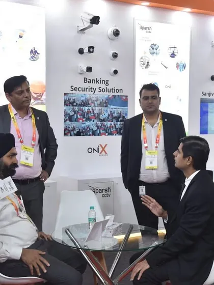 A productive discussion underway at FSIE 2025, focusing on my Banking Security Solutions. I tailor my technology to meet the specific needs of different high-security sectors.