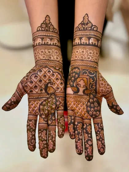 An alternate view of Nikita's engagement mehendi, showing the dark, fresh application.