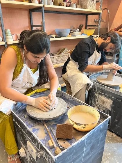 Kick off your summer with a splash of creativity. Our taster sessions are a perfect sunny day escape, offering a fun and relaxing way to enjoy the magic of clay.