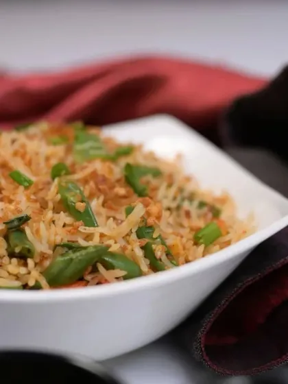 Elevate your meal with the bold and aromatic flavours of Burnt Garlic Fried Rice. Crispy garlic and perfectly stir-fried rice create a kick you'll crave.