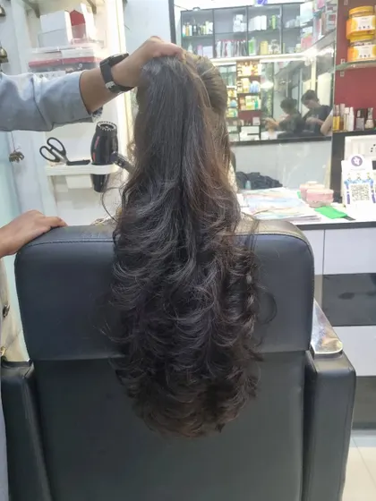 Here are more examples of my popular layer cuts on different hair lengths and textures. Each cut is customized to add volume and movement.