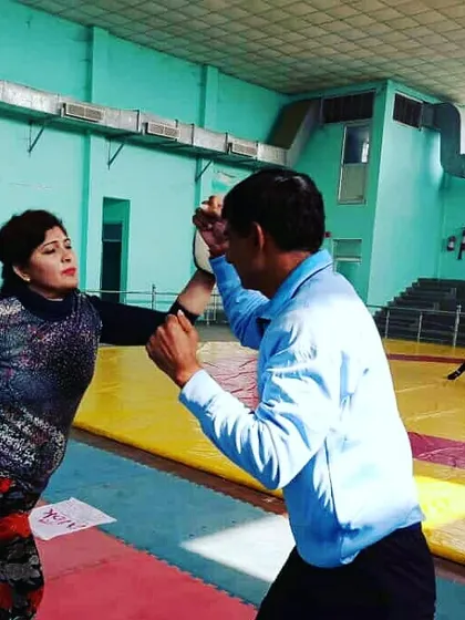 Escaping a wrist grab is a fundamental skill. I demonstrate how to use leverage and body mechanics to break free from an attacker's hold.