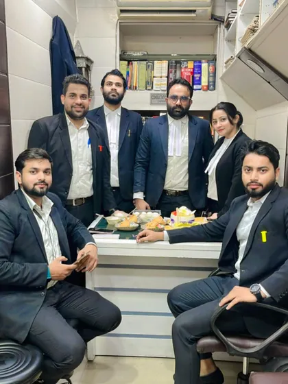 The full team together on Teacher's Day. We are all both teachers and students in the field of law.
