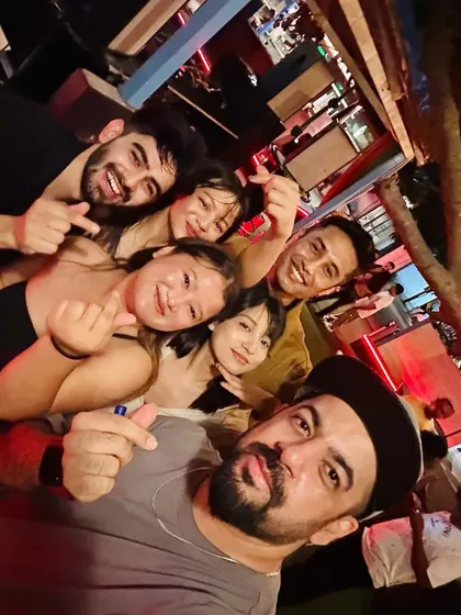 A selfie with the crew. Capturing the fun and camaraderie of our JUICEY Fridays at Pebble.
