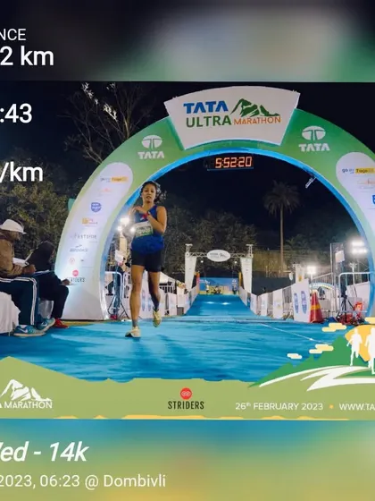 Keep your eyes on the finish line. A 14km run with a 5:11/km pace, visualizing success.