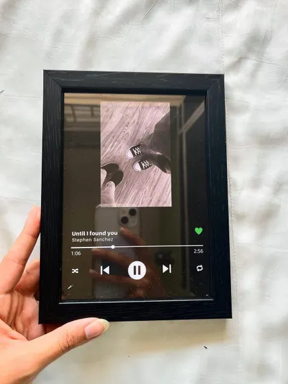 For the music lover, our Spotify frame lets you dedicate a special song alongside a favorite photo.