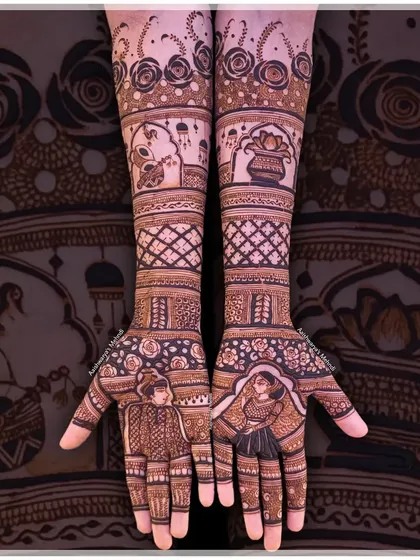A complete bridal look, with bride and groom figures on the palms and traditional motifs extending up the arms. This is the ultimate goal for any professional artist.