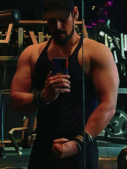 Hard days are when champions are made. This physique is built on pushing through tough workouts and staying motivated, a mindset I instill in my clients.