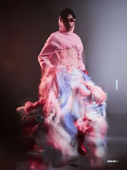 A motion-blur shot for Ponny Mag, giving the textured pants a sense of flowing movement.