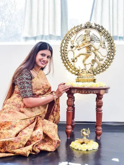 Feeling blessed and grateful in the presence of the Nataraja idol in my very own studio.