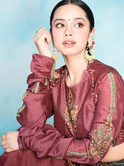 Another beautiful shot of Nitanshi Goel, wearing a combination of my handcrafted earrings and rings. It fills me with pride to see my work as part of her celebration.