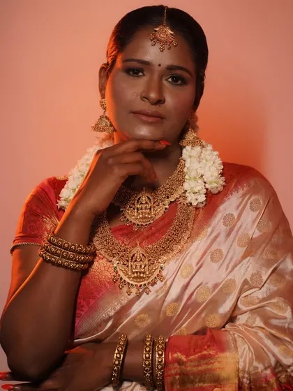 The TBO Signature Look on a South Indian bride. This look is all about next-generation trends, combining flawless skin with techniques that stay ahead of the curve.