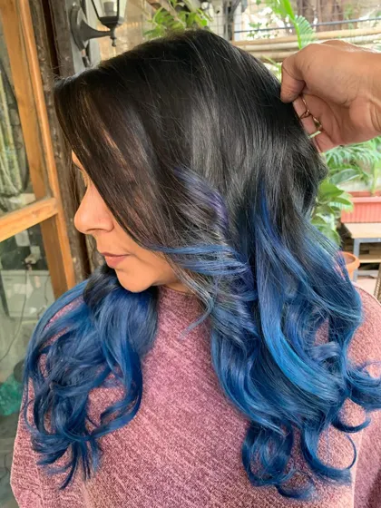 Making waves with this new hue, BLUE. A color refresh and a cut for this stunning look. (No filter)