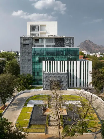 This image captures the evolution of Sona College's architecture, showcasing our long-standing collaboration with the institution. The design balances modern materials like steel and glass with a deep understanding of spatial flow and user needs, creating a legacy for the future.