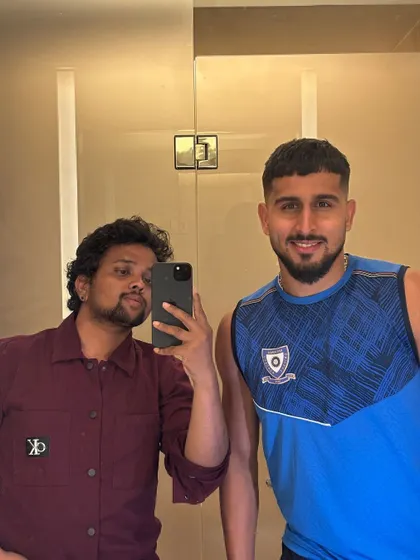 A selfie with Umran Malik, the "Kashmir Express".