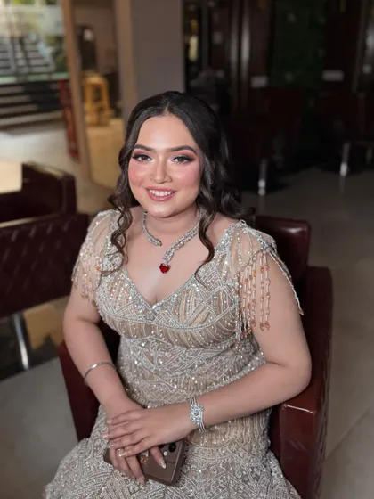 My stunning engagement bride, looking absolutely beautiful. We gave her a soft brown smoky eye and a flawless base.