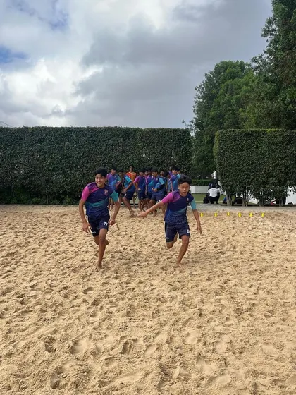 Barefoot training on the sand helps strengthen the muscles in the feet and ankles, reducing the risk of injury.