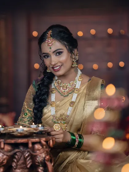 This look is perfect for a family member who wants to look elegant and traditional during a wedding ceremony.