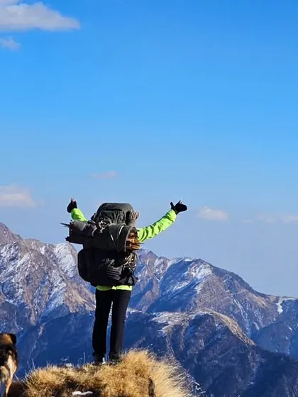 There's no feeling like reaching the summit after a long climb, with a loyal friend by your side. This is what we train for: moments of pure freedom against a backdrop of the Himalayas. Building the endurance for high-altitude trekking means you can say yes to views like this.