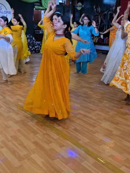 More smiles and beautiful moves from our workshop. I love seeing participants of all ages and backgrounds come together to share their passion for dance. The energy in the room was just electric.