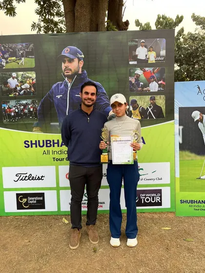 Smira Bhambri receives her trophy at the Shubhankar Invitational Junior Tour Championship. She secured the Runner-up position and won the qualifier for the Junior Dubai Desert Classic.