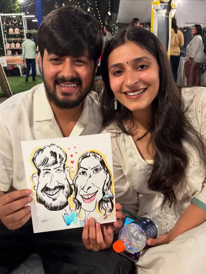 A sweet couple with their caricature, a romantic and fun memento.