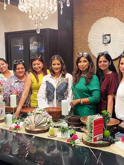 An enchanting afternoon with the ladies of Club Circles. I am so grateful for your presence and enthusiasm as we explored creative DIYs using simple objects from around the home.