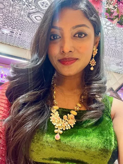 A selfie highlighting the floral-themed jewellery at the Bhima Jewellers launch.