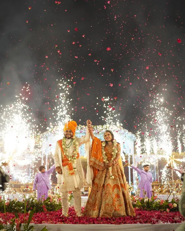 A fairytale moment brought to life with a spectacular display of fireworks. We coordinate every element to ensure your Varmala is the grand celebration you've always dreamed of.
