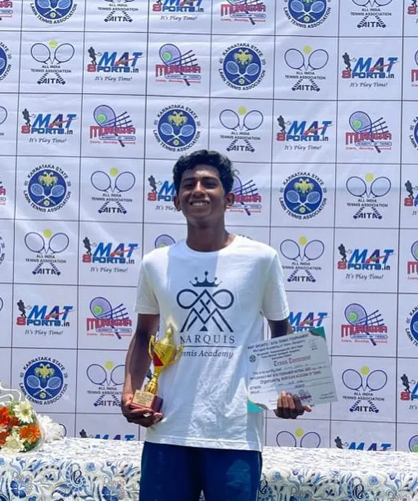 Another win for an MTA player. Nithinbarath KS proudly holds his trophy after winning the AITA U-16 Nationals in Bengaluru. We are proud of the fight and discipline he showed.