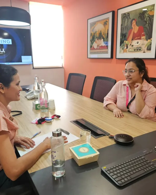 I believe in making wellness accessible, which is why I conduct one-on-one nutrition consultations directly at your office. Here I am at Nykaa, providing personalized guidance to an employee in a comfortable and private setting.