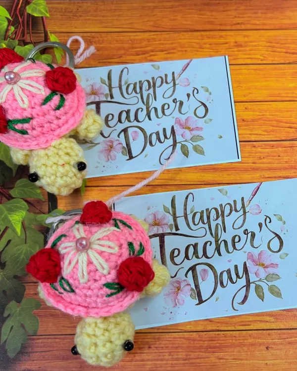 These adorable turtle keychains were part of a special Teacher's Day order. Each one was paired with a greeting card to make a complete and thoughtful gift.