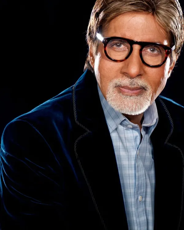 It's always an honor and a profound learning experience to photograph the Shahenshah of Bollywood, Amitabh Bachchan. For this portrait for Hello! Magazine, we focused on capturing his timeless grace and intellectual depth using classic, dramatic lighting.