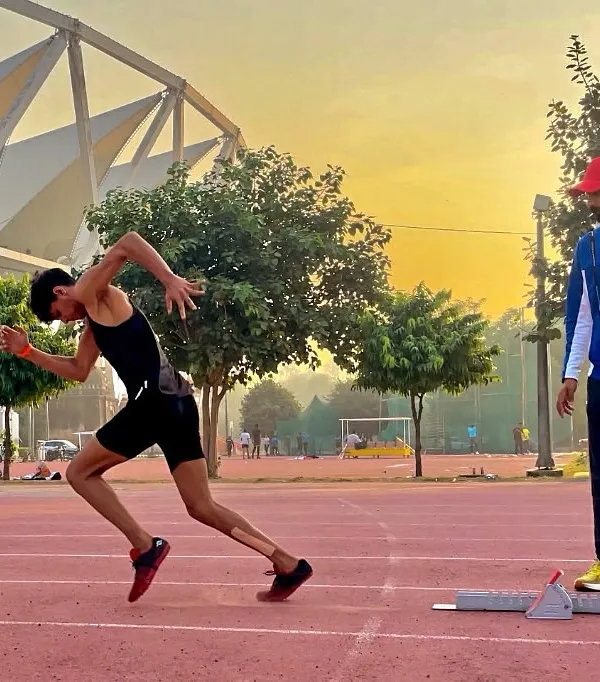 This is where the magic happens. I believe real progress is made on the track, and I am there with my athletes for every sprint, every drill, and every step, ensuring they perfect their form and push their limits. This is a typical evening session, focusing on explosive starts from the blocks.