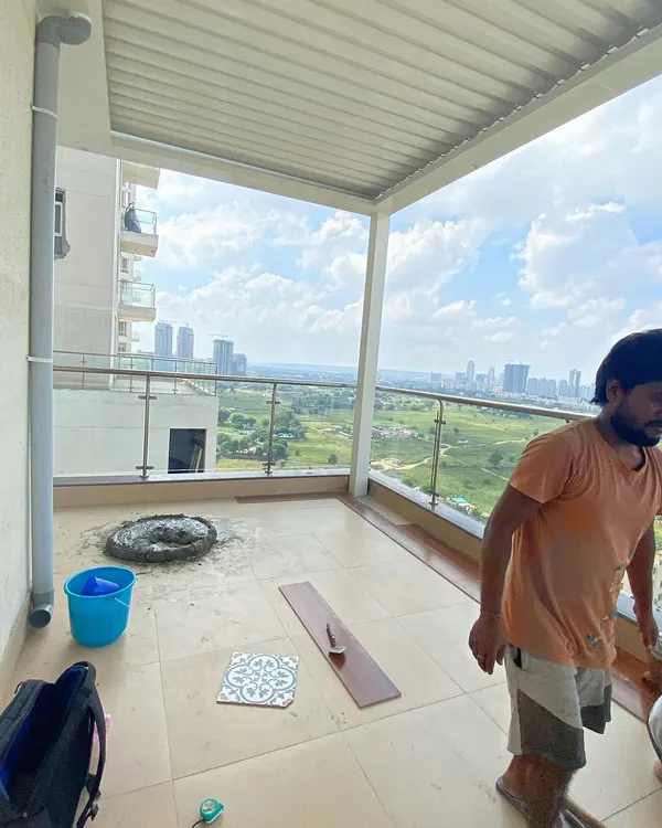 Every great makeover starts with a blank canvas. This was the Pioneer Araya terrace before we began our work, a simple tiled floor with a great view, just waiting for a complete transformation.