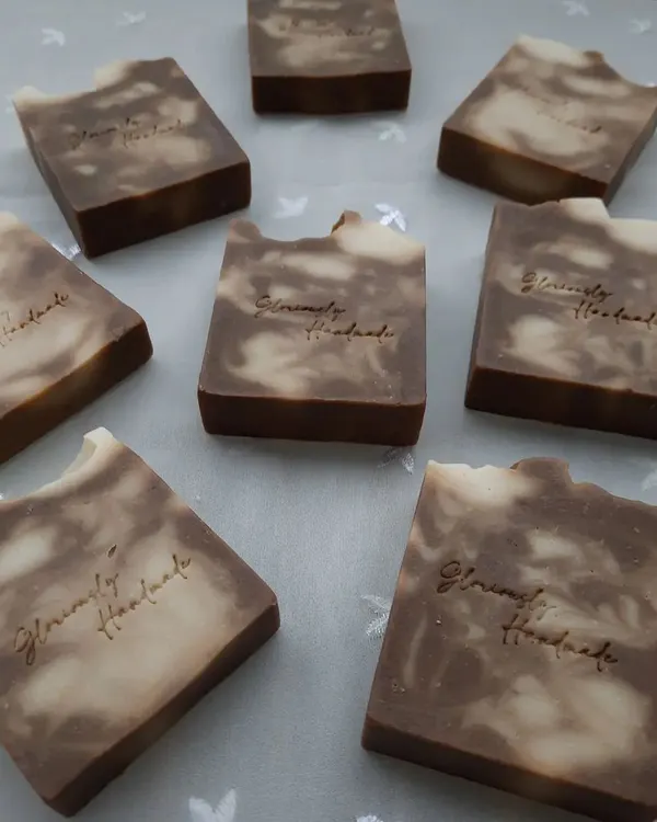 Meet my Neem Cucumber soap. I make it with real neem and cucumber purees, blended into a base of luxurious oils and butters for a creamy, nourishing lather.