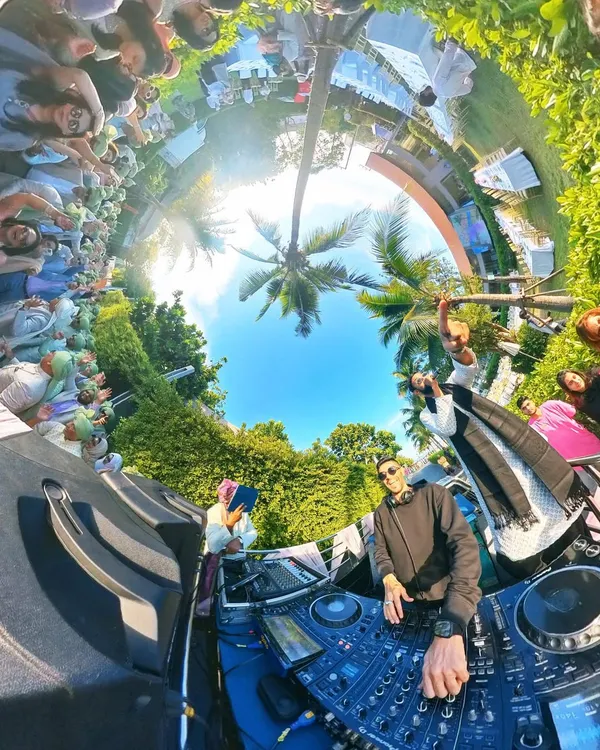 Music makes the world go round, literally. This 360-degree view captures the epic scale of a destination wedding baraat I played in Thailand. I bring the party anywhere you want to go.