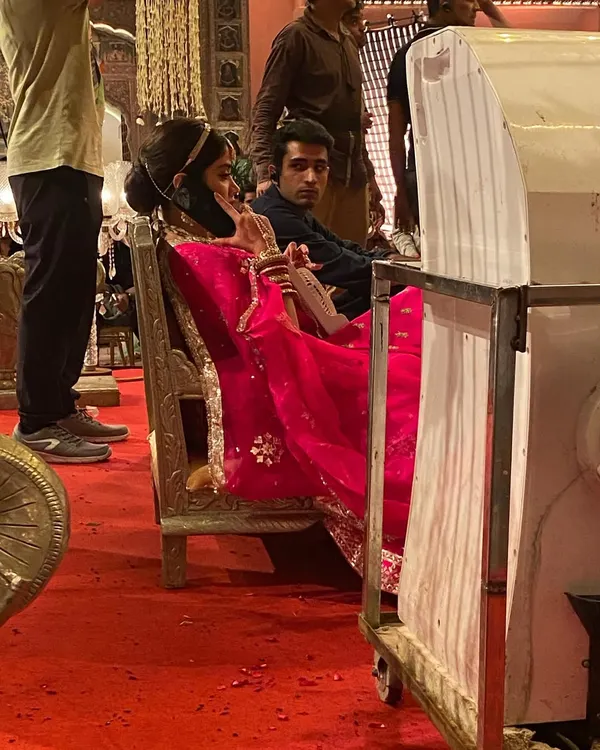 A candid moment on the set of 'Mr & Mrs Mahi' with Janhvi Kapoor. This is the fun, sometimes crazy energy that I love about my work. It’s all about the people and the process.