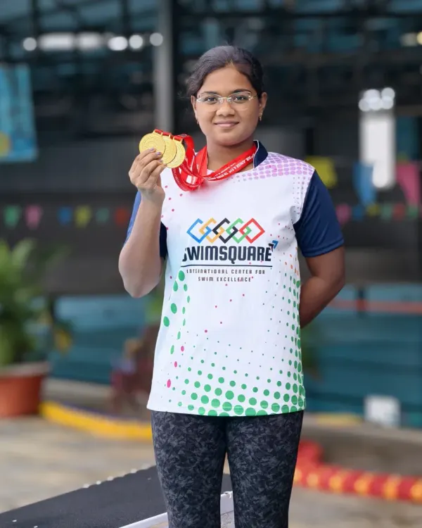 We celebrate Nenya Vijaykumar's outstanding performance at the Tamil Nadu State Meet, where she became a triple gold winner in the 1500m, 800m, and 400m Freestyle events.
