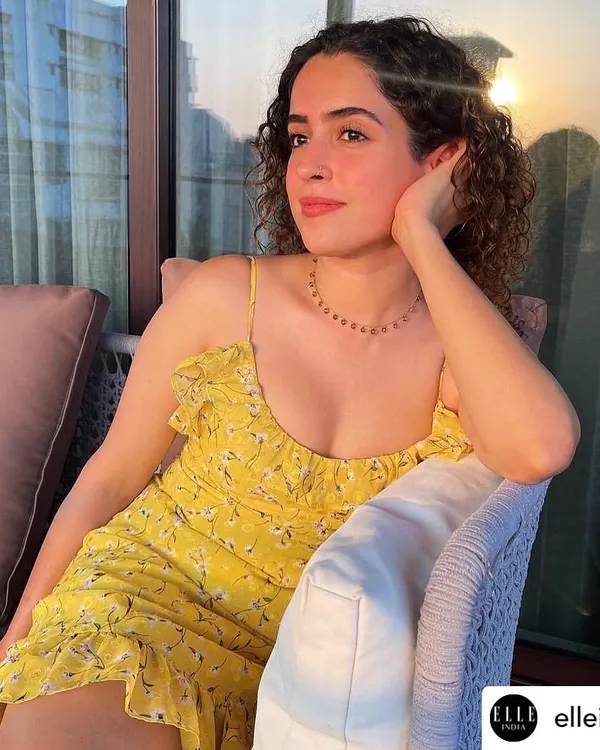It was a joy to see the talented Sanya Malhotra wearing my handmade Smoky Quartz Coin Choker. This piece is designed to be a grounding force, helping to relieve stress and neutralize negative vibrations with its gentle energy.