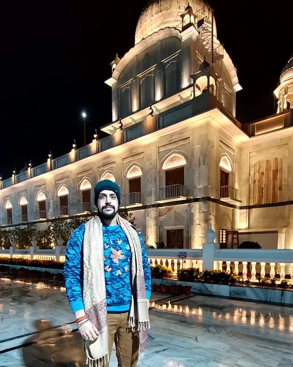 Seeking blessings at Gurudwara Paonta Sahib. It's important to stay grounded and grateful. This spiritual practice gives me the mental strength to match my physical strength.
