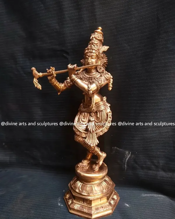 A beautiful 12-inch Panchaloha sculpture of Lord Krishna playing his flute. His graceful tribhanga pose and serene expression are hallmarks of the classic South Indian sculptural tradition, perfect for any ISKCON devotee or home altar.