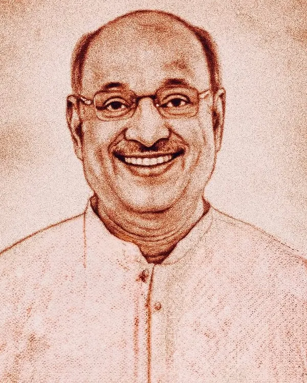 A sand portrait tribute to Shri Pralhad Pai ji for the Jeevanvidya Foundation. I was honored to trace his 75-year journey of social and spiritual transformation for this Gurupournima celebration.